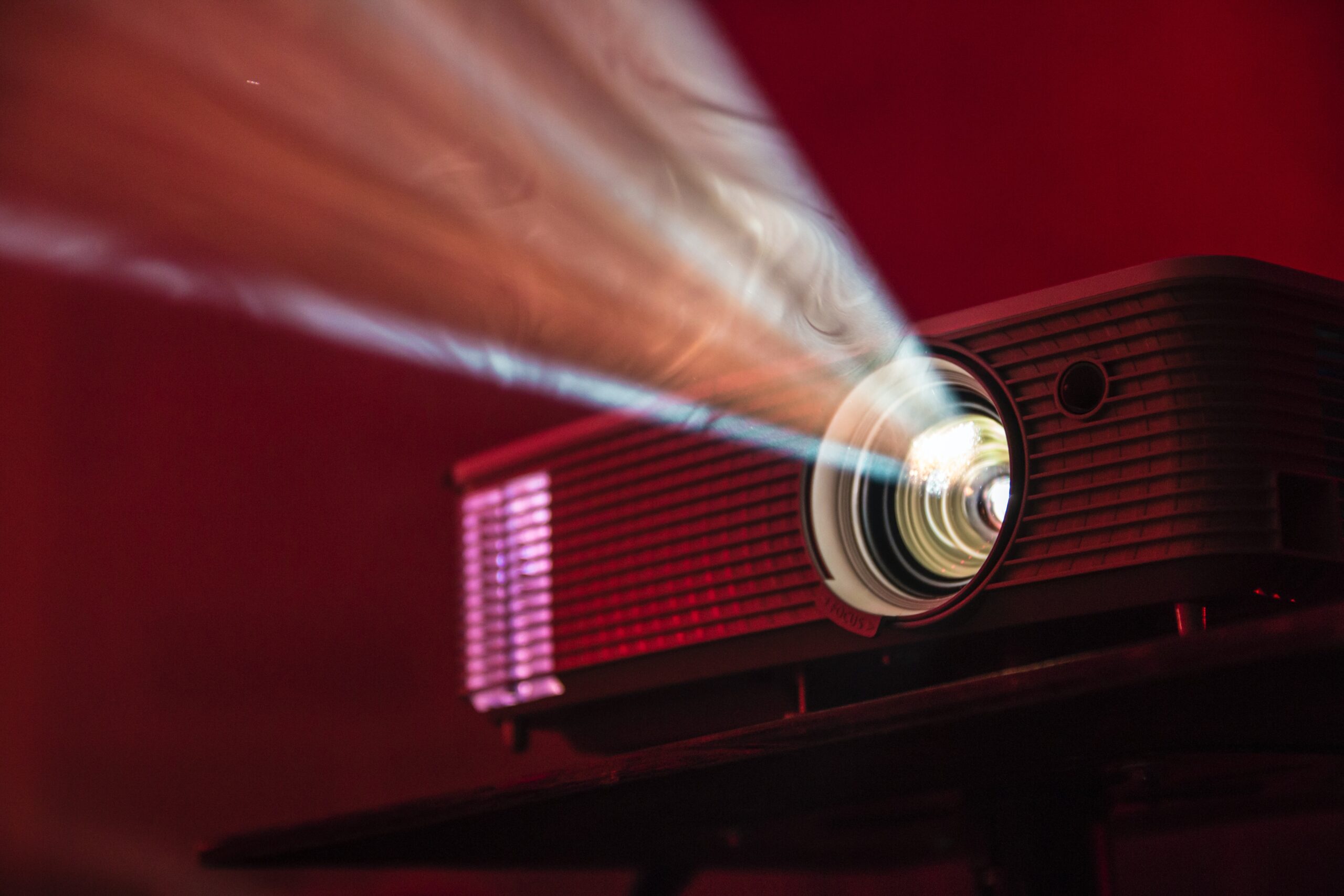 Crafting Compelling Webinar Content: Tips for Captivating Your Audience