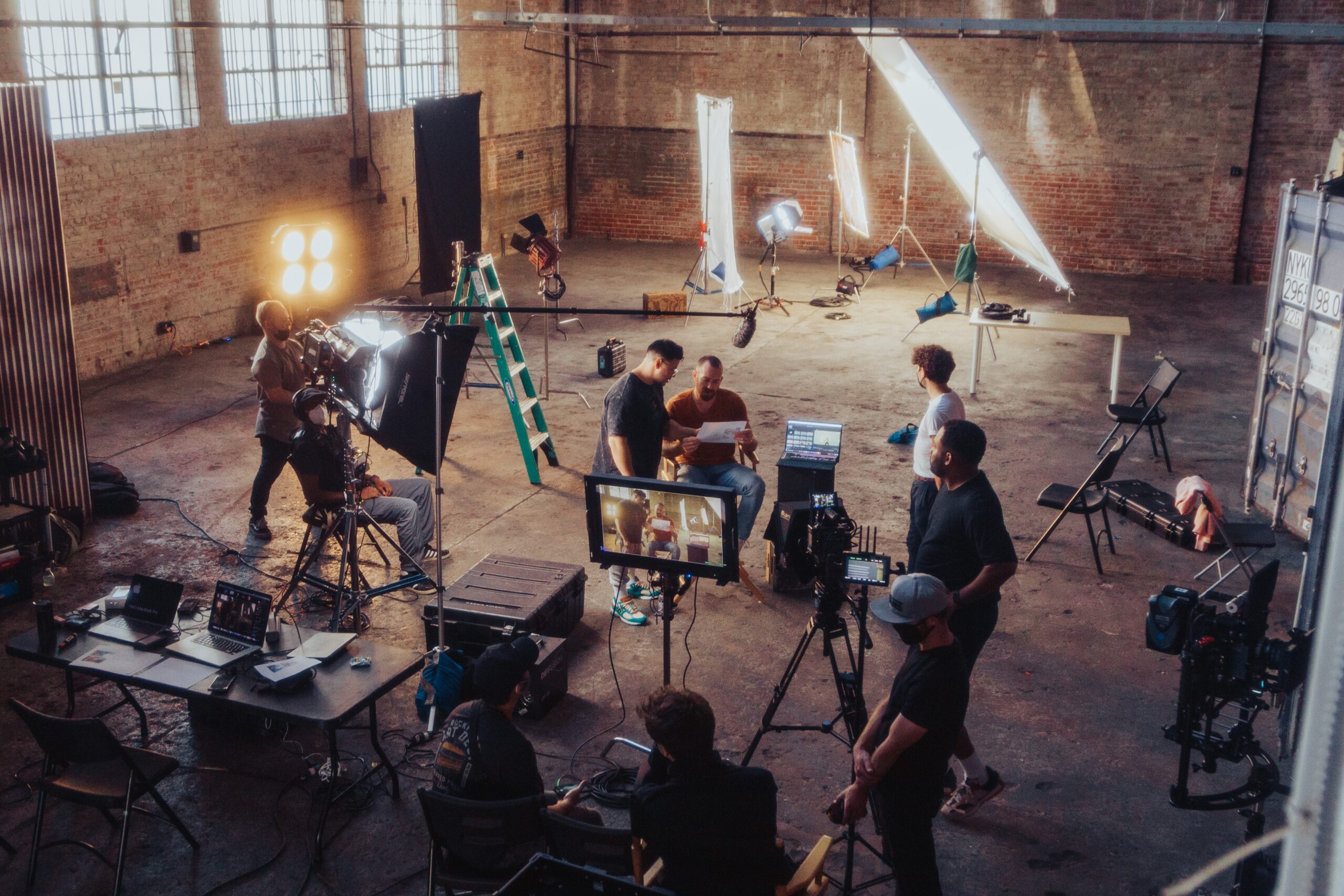 Step-by-Step Guide: Hosting an Engaging Webinar Conference